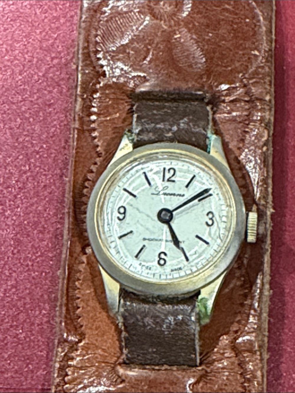 VTG Lucerne women’s watch